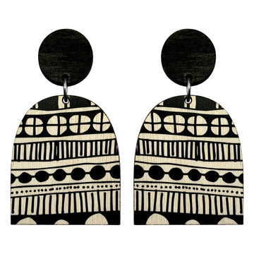 Statement wood doodle earrings in black
