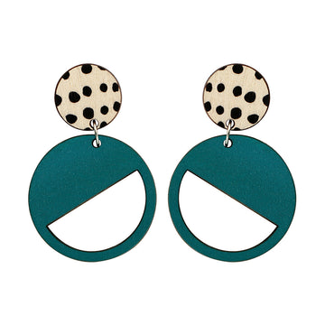 2 tiered earrings with spots in green