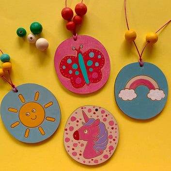 Make your own Unicorn and friends jewellery kit