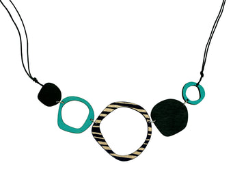 Retro 5 piece statement wooden necklace in aqua
