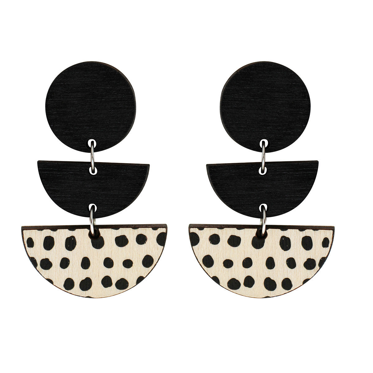 3 tiered earrings with spots in black